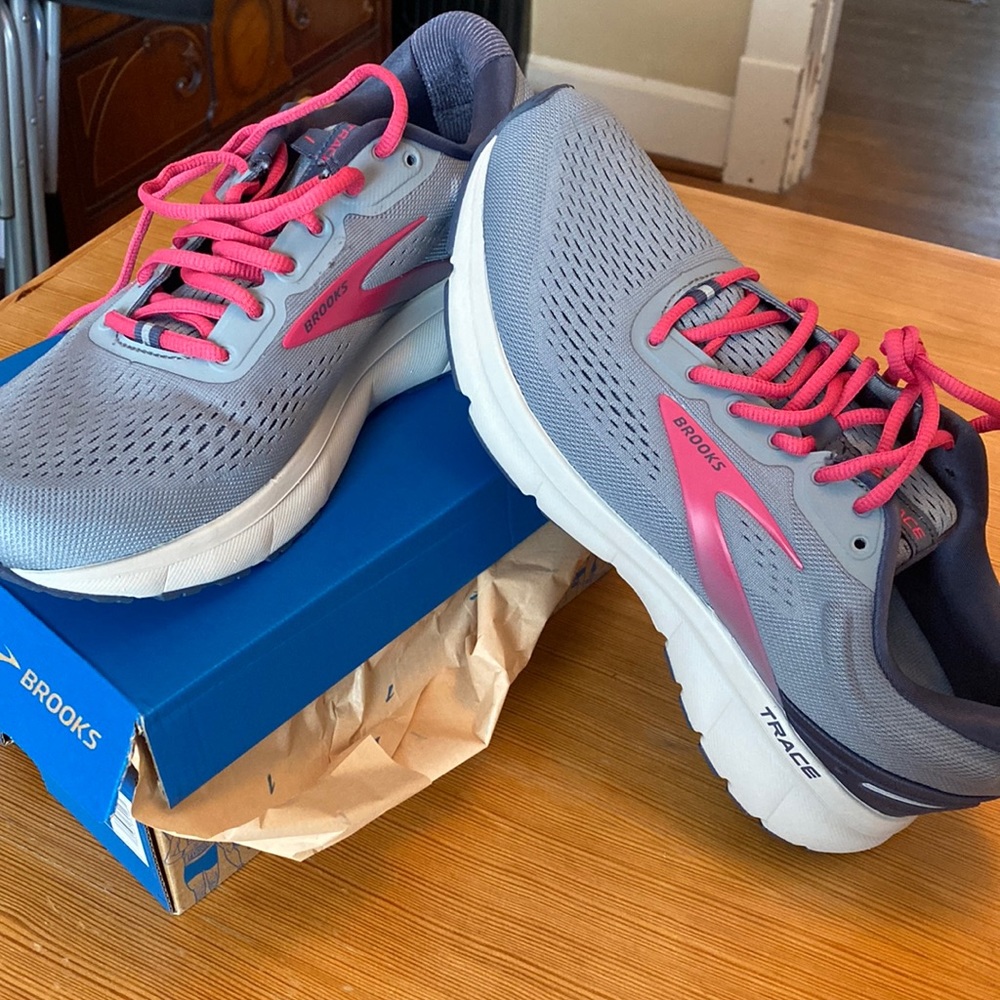 Brooks running shoes, size 11.
